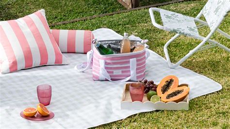 kmart picnic rugs.